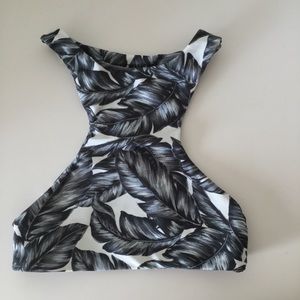 Mikoh halter bikini top small